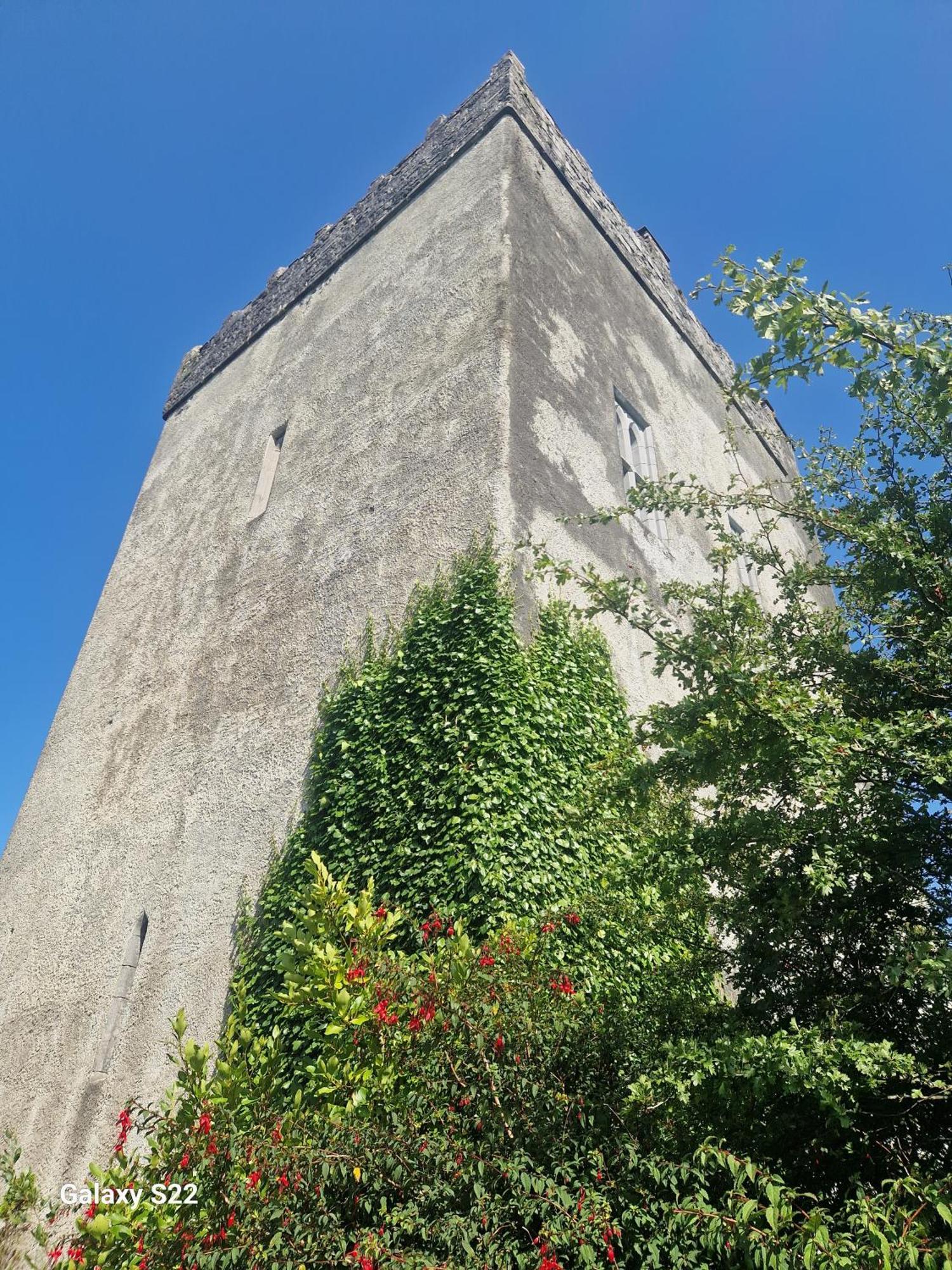 Ballindooley Castle Galway Buitenkant foto