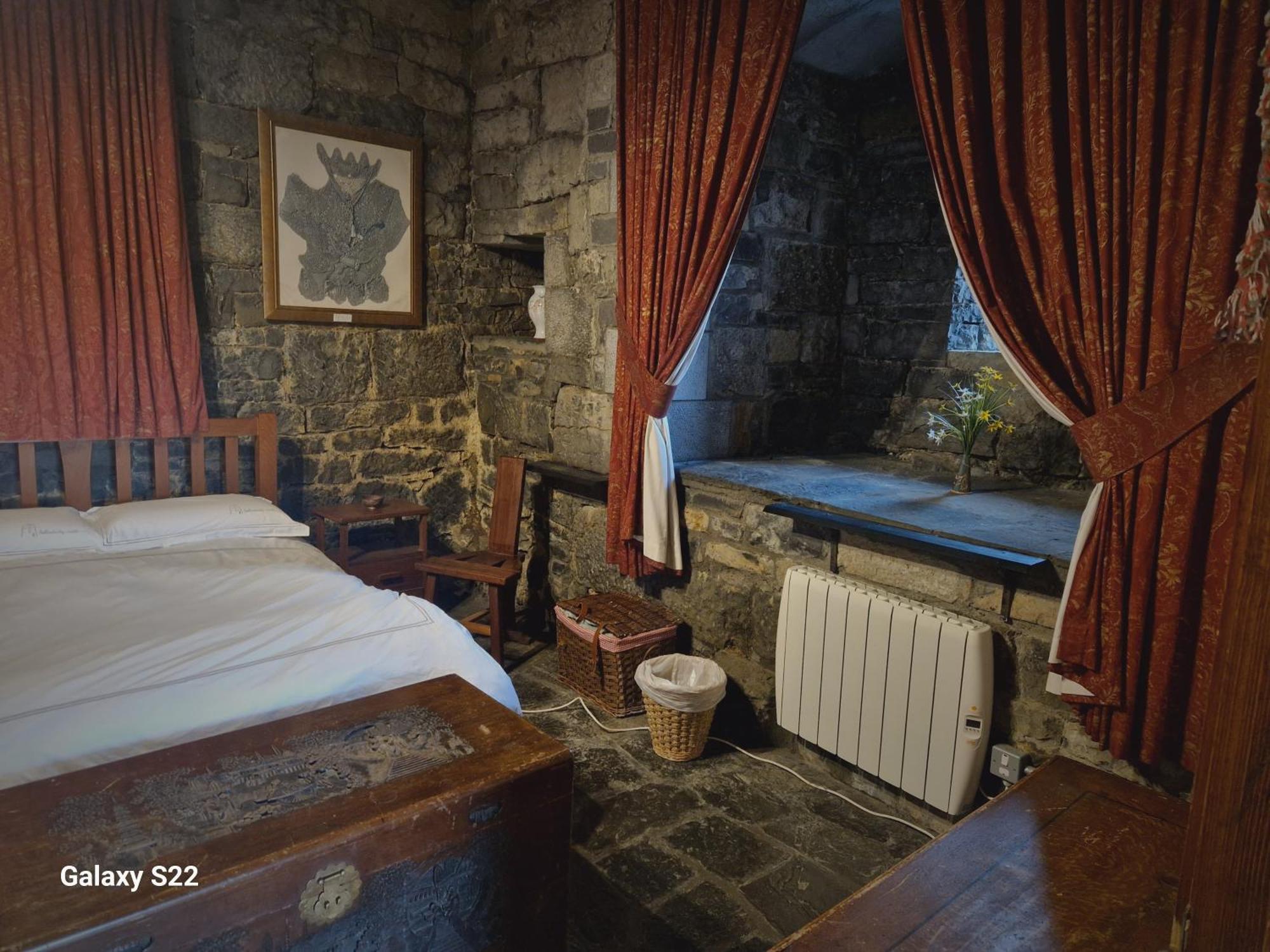 Ballindooley Castle Galway Buitenkant foto