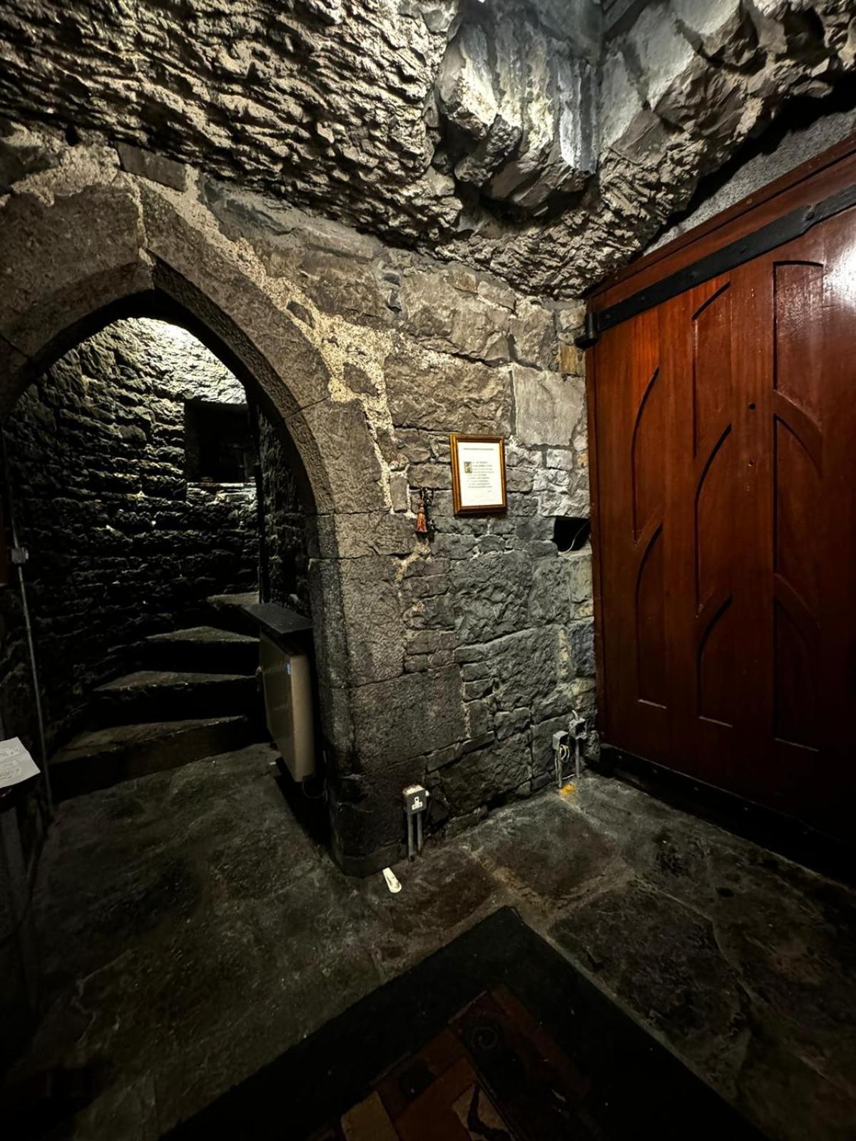 Ballindooley Castle Galway Buitenkant foto