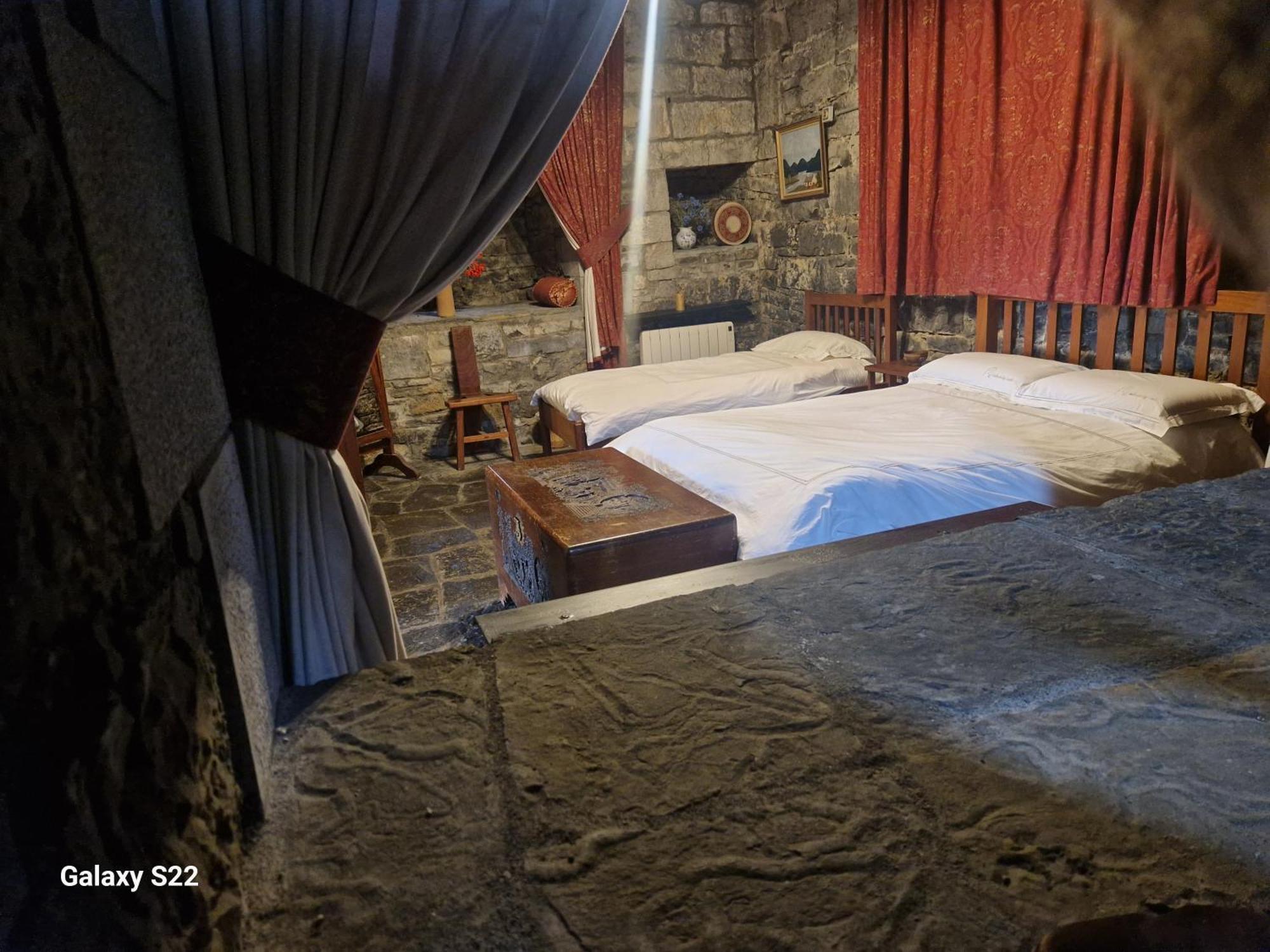 Ballindooley Castle Galway Buitenkant foto
